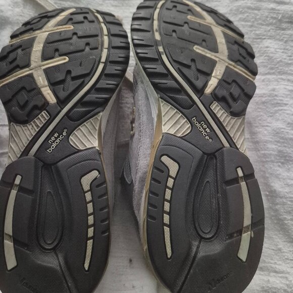 Womens New Blanace Gym Shoes 993 - Picture 1 of 7